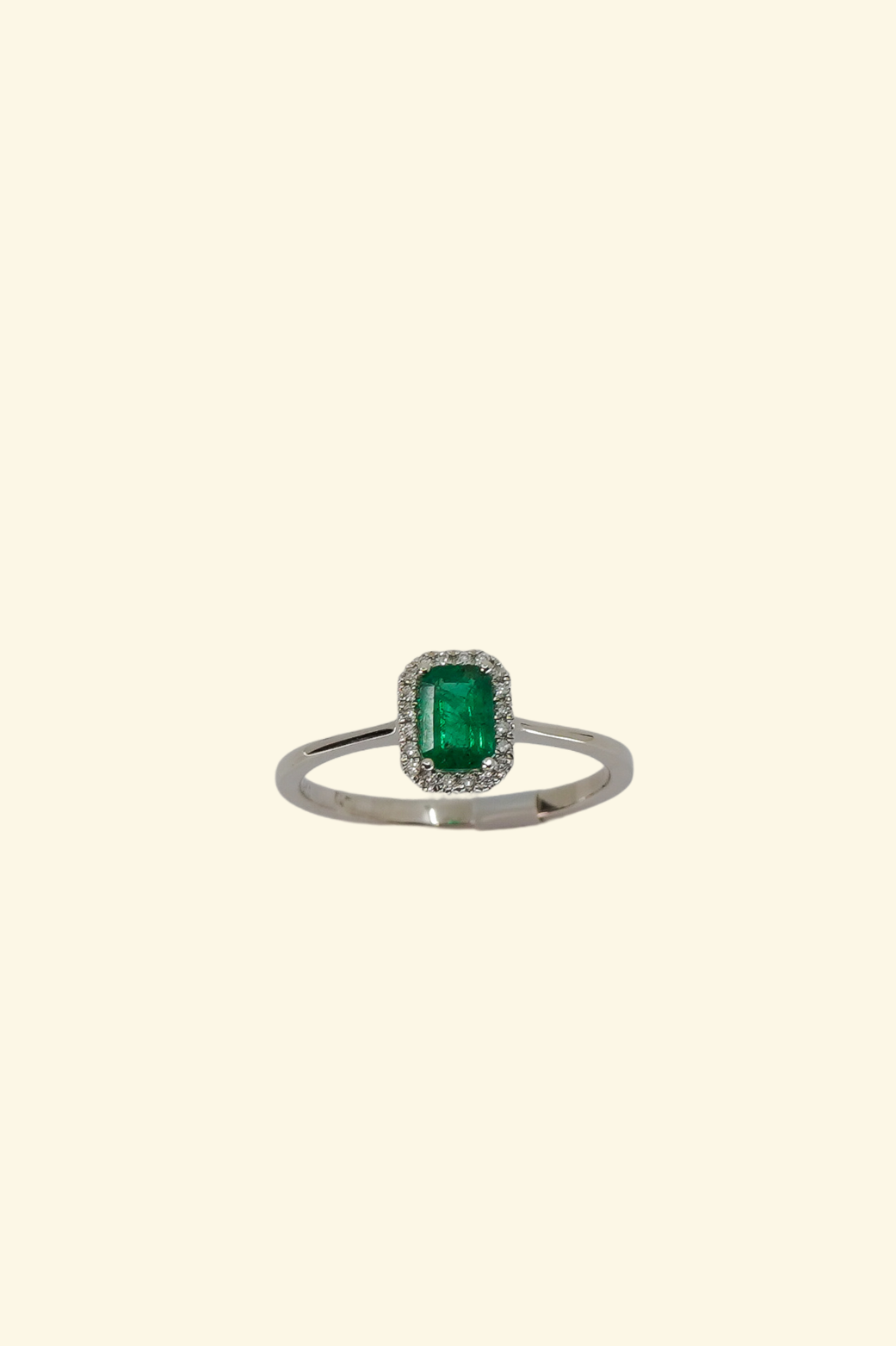 Single Emerald Ring