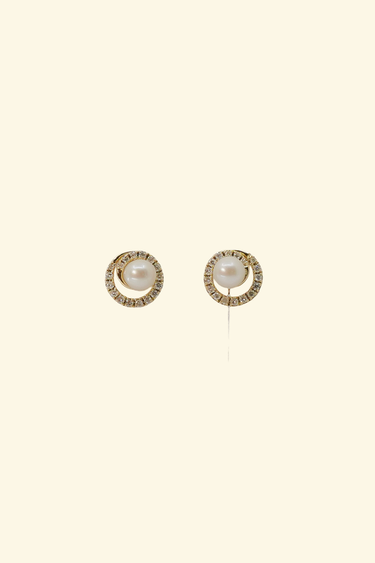 Spiral Pearl Earring