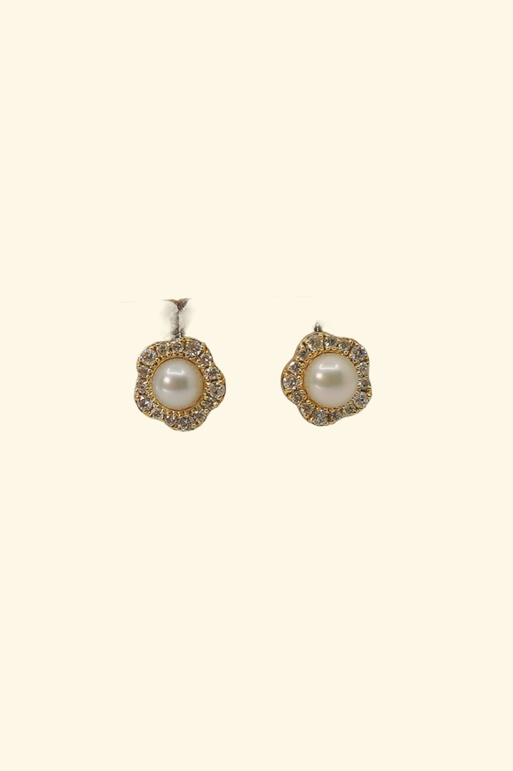 Flower Pearl Earring