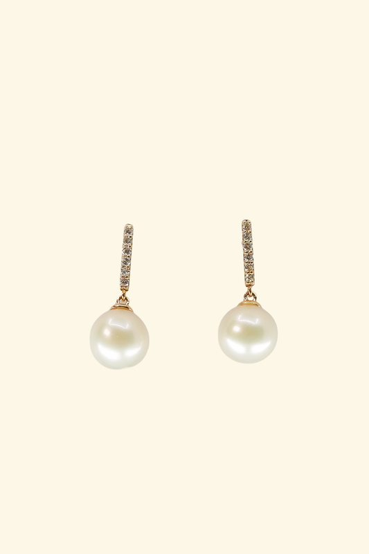 Single row Pearl Earrings