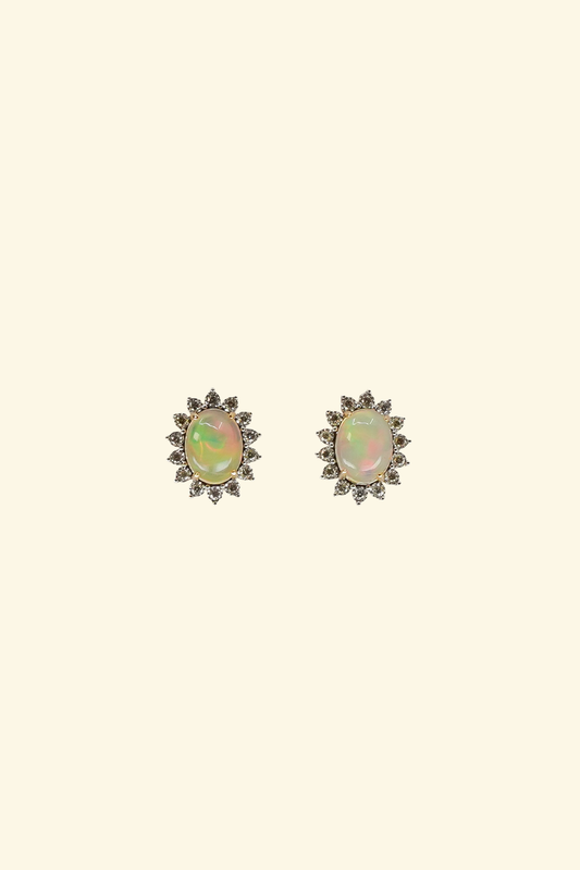 Central Opal Stud
